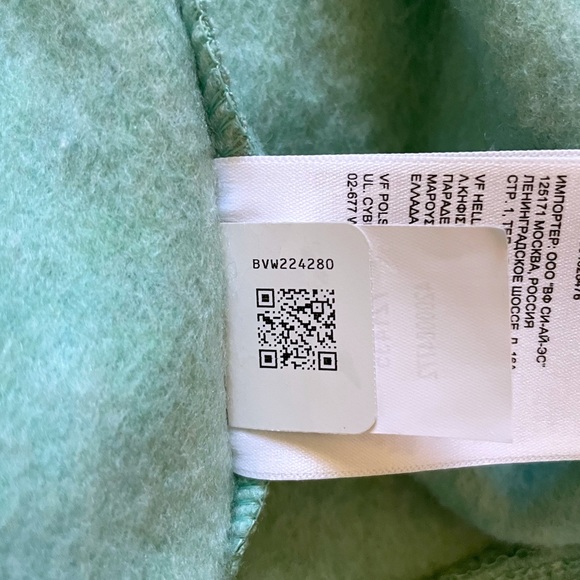 The North Face Women’s Heritage Patch Full Zip Hoodie In Wasabi - Picture 8 of 9